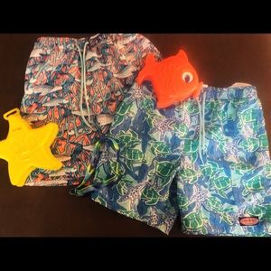 2 Vineyard Vines Boys 16 Swimtrunks EEUC 🐳🐠🐢
